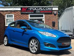 Blue Used 2015 Ford Fiesta Zetec Hatchback | £6,450 (Fair price)