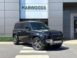 Black Used 2025 Land Rover Defender HSE Dynamic SUV | £79,491 (Expensive)