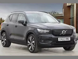 Black Used 2022 Volvo XC40 Pro SUV | £25,000 (Fair price)