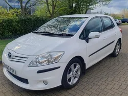 Used 2010 Toyota Auris | £3,500 (Fair price)