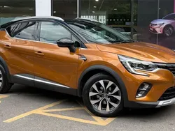Orange Used 2021 Renault Captur Version S SUV | £13,195 (Fair price)
