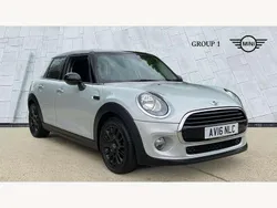 Silver Used 2016 Mini Cooper Hatch Hatchback | £10,495 (Good price)