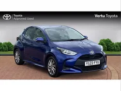 Blue Used 2022 Toyota Yaris Hybrid Hatchback | £13,909 (Good price)
