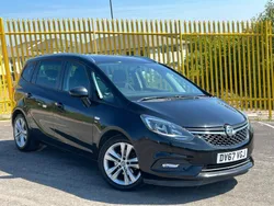 Black Used 2017 Vauxhall Zafira Tourer SRi MPV | £8,994 (Fair price)