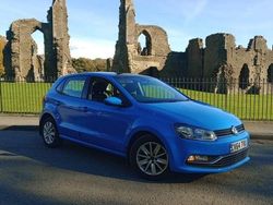 Blue Used 2014 VW Polo SE Hatchback | £3,999 (Fair price)