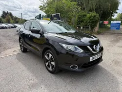 Black Used 2017 Nissan Qashqai N-Connecta SUV | £9,895 (Good price)
