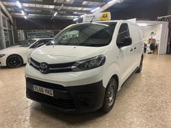 White Used 2017 Toyota Proace Van | £6,991 (Good price)