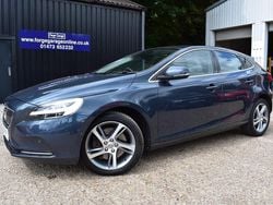 Blue Used 2016 Volvo V40 Inscription Estate | £11,295 (Fair price)