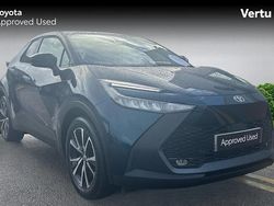 Blue Used 2025 Toyota C-HR Design SUV | £28,248
