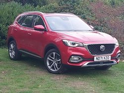 Red Used 2022 MG HS Exclusive SUV | £15,998 (Fair price)