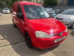 Red Used 2011 Vauxhall Combo MPV | £2,995 (Fair price)