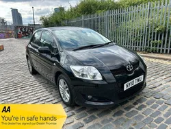 Black Used 2010 Toyota Auris Hatchback | £3,195 (Fair price)