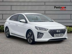 White Used 2022 Hyundai Ioniq Premium SE Hatchback | £14,990 (Fair price)