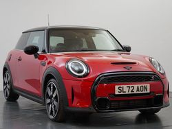 Red Used 2022 Mini Cooper S Exclusive Hatchback | £22,298 (Fair price)