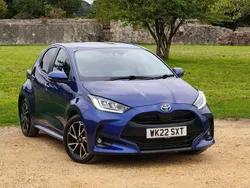 Juniper blue Used 2022 Toyota Yaris Hybrid Design Hatchback | £16,790 (Super price)