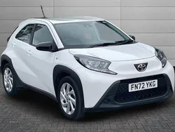 Pure white Used 2022 Toyota Aygo PURE Hatchback | £11,695 (Fair price)