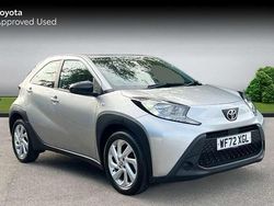Silver metallic Used 2022 Toyota Aygo PURE Hatchback | £11,551 (Fair price)