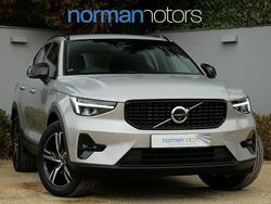 Silver Used 2023 Volvo XC40 Plus SUV | £27,495 (Fair price)