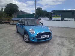 Blue Used 2016 Mini Cooper Hatch Hatchback | £7,995 (Fair price)