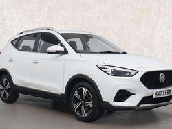 White Used 2023 MG ZS Excite Sedan | £12,995 (Fair price)