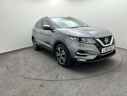 Grey Used 2018 Nissan Qashqai N-Connecta SUV | £10,990 (Fair price)