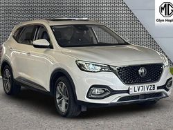 White Used 2021 MG HS Exclusive SUV | £15,760 (Fair price)