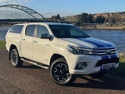 White Used 2017 Toyota HiLux Pickup | £14,999 (Super price)