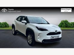 White Used 2023 Toyota Yaris Hybrid Hatchback | £20,126 (A bit pricey)