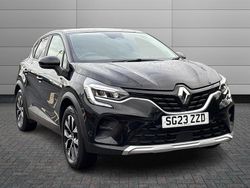 Black Used 2023 Renault Captur Evolution SUV | £16,995 (Fair price)