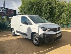 White Used 2024 Peugeot Partner Premium Van | £13,950 (Fair price)