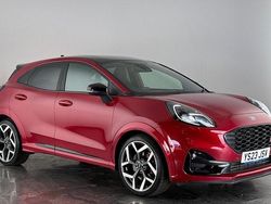 Red Used 2023 Ford Puma ST Hatchback | £18,700 (Good price)