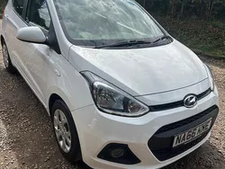 White Used 2016 Hyundai i10 SE Hatchback | £5,995 (Fair price)