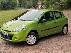 Green Used 2009 Renault Clio II Extreme Hatchback | £3,000 (Fair price)