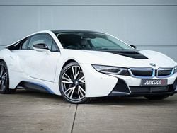 White Used 2015 BMW i8 Performance Coupe | £28,475 (Fair price)