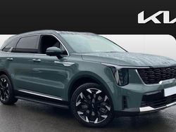 Used 2025 Kia Sorento SUV | £47,726 (Expensive)