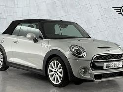 Silver Used 2019 Mini Cooper S Classic Hatchback | £13,779 (Fair price)