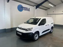 White Used 2020 Citroën Berlingo Start MPV | £10,990 (Fair price)