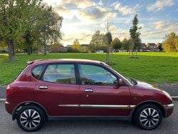 Red Used 2000 Daihatsu Sirion Hatchback | £1,750 (Super price)