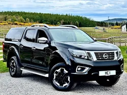 Black Used 2019 Nissan Navara Tekna Pickup | £17,990 (Expensive)