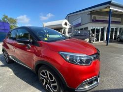 Red Used 2014 Renault Captur Signature SUV | £4,999 (Fair price)
