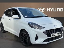 White Used 2023 Hyundai i10 Premium Hatchback | £15,107 (Fair price)