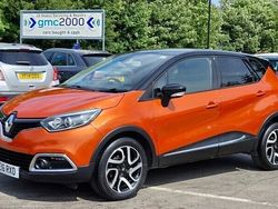 Orange Used 2016 Renault Captur Dynamique SUV | £6,595 (Fair price)