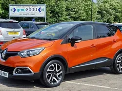 Orange Used 2016 Renault Captur Dynamique SUV | £6,595 (Good price)