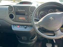 White Used 2020 Peugeot Partner MPV | £7,500