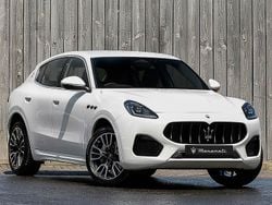 White New 2025 Maserati Grecale SUV | £49,898 (Good price)