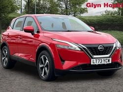 Red Used 2023 Nissan Qashqai Acenta Premium SUV | £20,470 (Super price)
