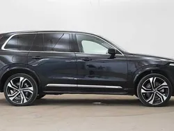 Used 2025 Volvo XC40 Plus SUV | £33,990 (Fair price)