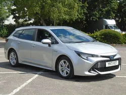 Silver Used 2021 Toyota Corolla Estate | £15,790 (Fair price)