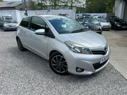 Silver Used 2013 Toyota Yaris Trend Hatchback | £3,999 (Expensive)