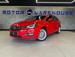 Red Used 2018 Vauxhall Astra Elite Estate | £5,990 (Fair price)